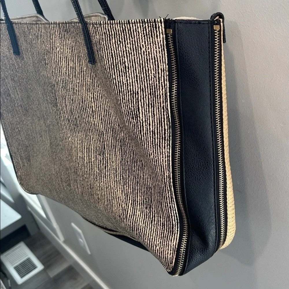 Sondra Roberts squared Black and Cream Tote, neutral, fall handbag/purse